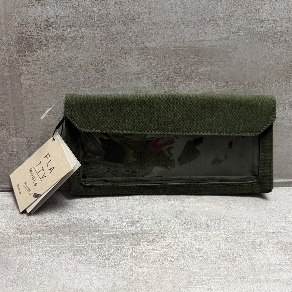 King Jim FLATTY Works Pen Case Green Slim & Hard Handy To Use Magnetic‎ Closure